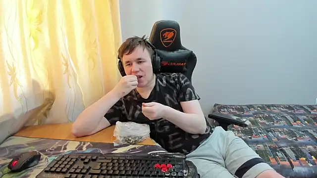 iliaskrislove webcam