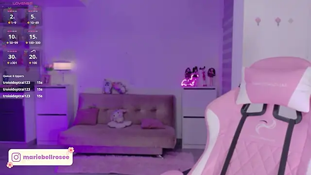 Blush_Marie webcam