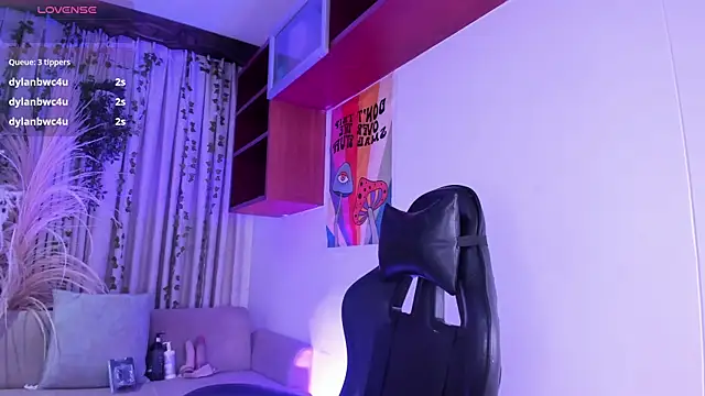 JulietaKane webcam