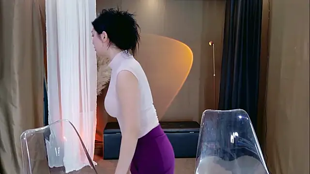 Banana-Milk69 webcam