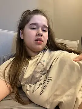 HornyGirlH webcam