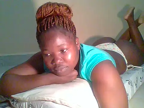 Sexynaughtybeb webcam