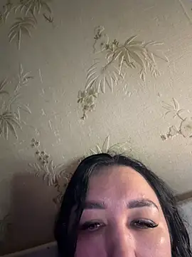 Naughtbaby_2025 webcam