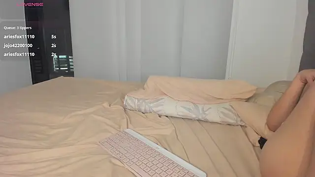 tessa__evans webcam