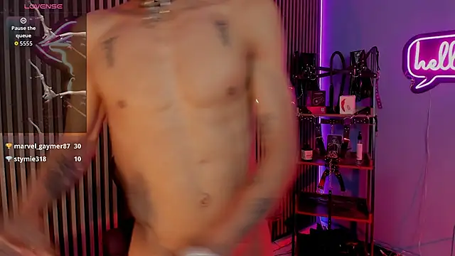 Maximoking26 webcam