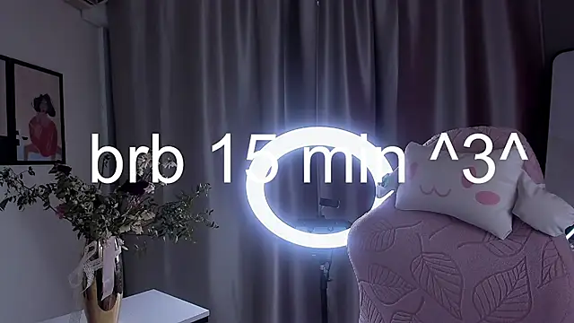 LunaVogue webcam