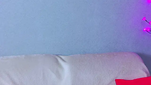 CleoBloom_ webcam