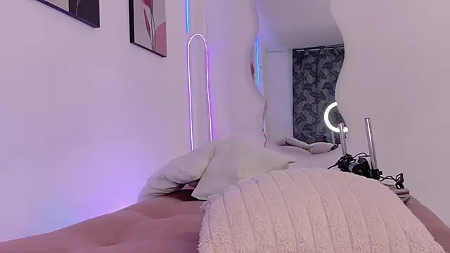 helen_diazz webcam