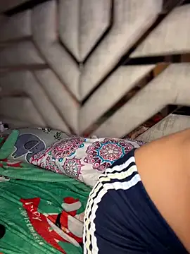 Laura-Khalifa webcam