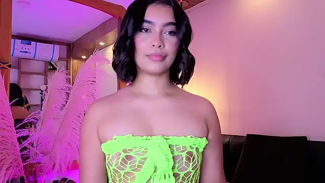 Chloe_monroee live sex cam