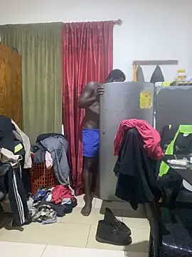 Pornhouse420 webcam