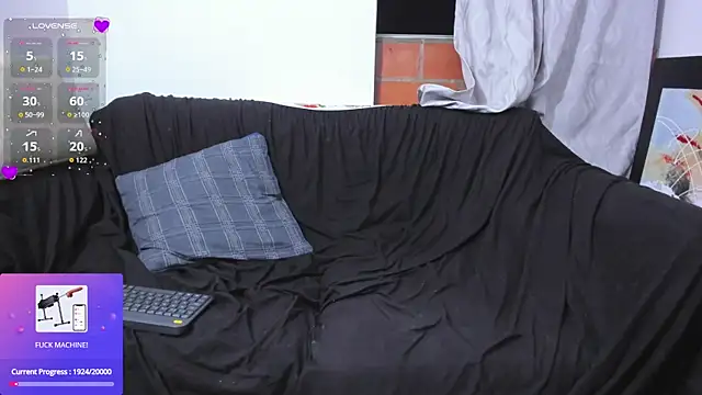 LilSasha webcam