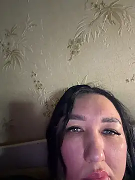 Naughtbaby_2025 webcam