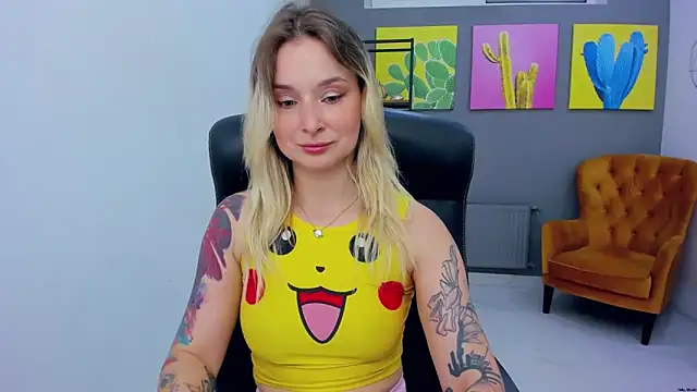 LilFleurish webcam