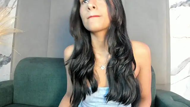 tharamills - TharaMills's free webcam - UK Sex Cams