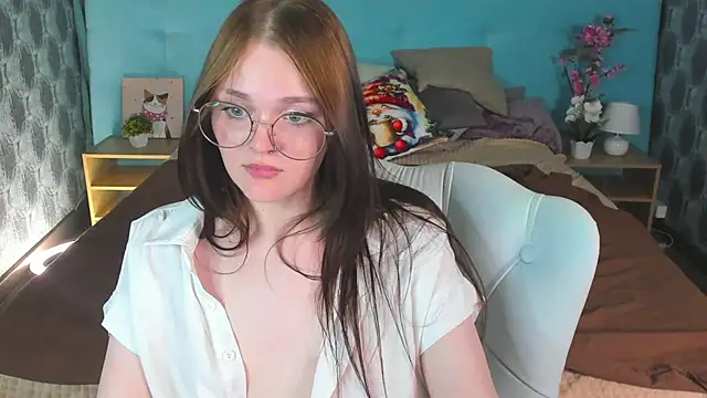 Emilly_Hiil webcam