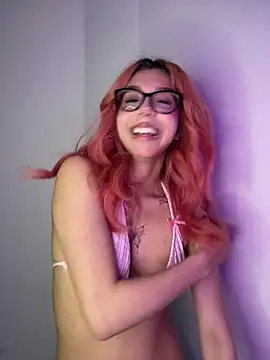 Valen-Foxx1 webcam