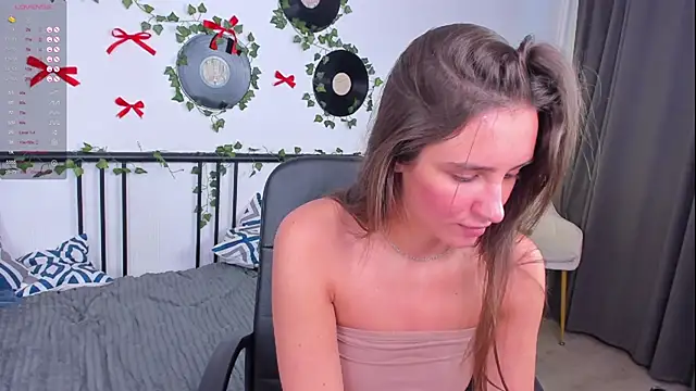 NicoleWells22 webcam