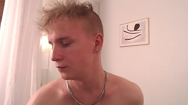 AlexxSweet webcam