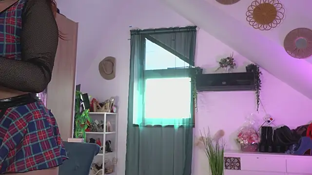 Amaliamour live sex cam