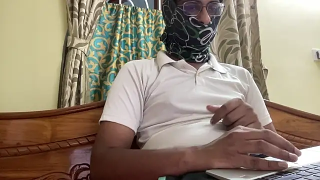 Slave_Aryan webcam