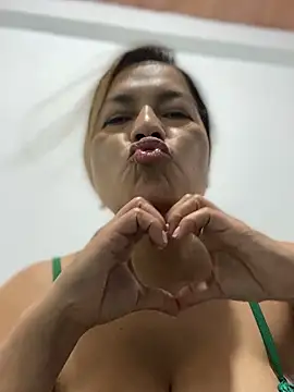 Jlo_69 live sex cam