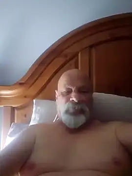 bbwlvr16@xh webcam