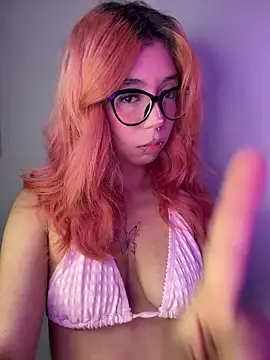 Valen-Foxx1 webcam