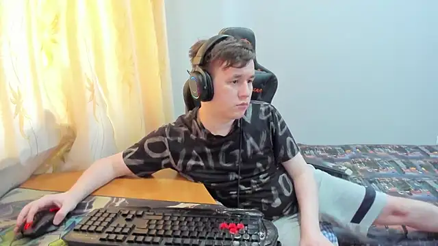 iliaskrislove webcam