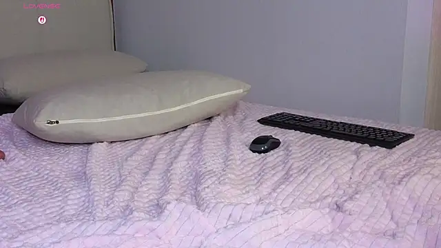 TonyaMeow webcam