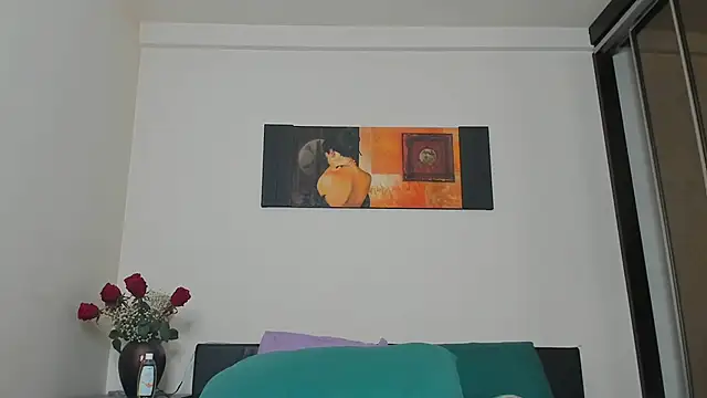 GoldenLunaa webcam