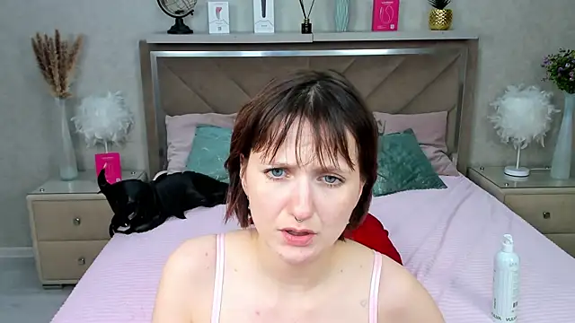 MiaKarlos webcam