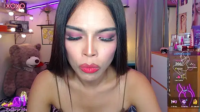 izabella_moore webcam