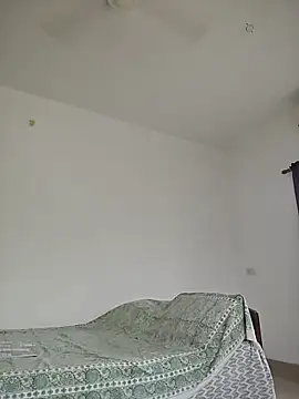 NakedMILFx webcam