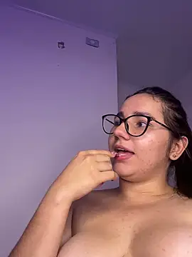 mia_khalaf webcam
