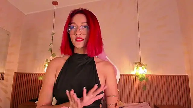 daphne_courtis - Daphne_courtis's free webcam - UK Sex Cams