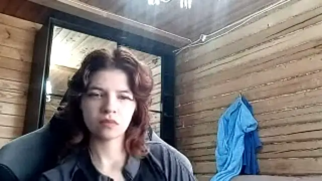 LowkeyIndigo webcam