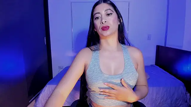 MeganWhite3