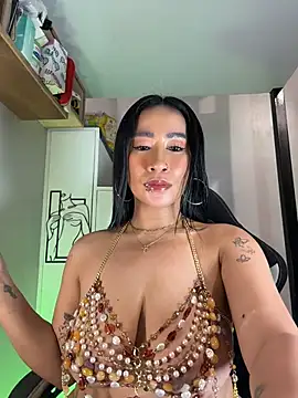 AsianMilfSheryl
