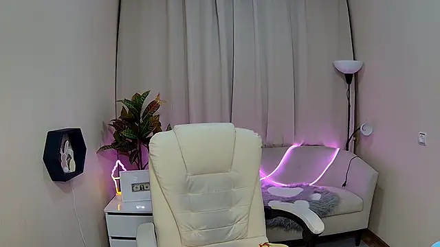 TessaDaybreak webcam