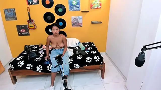 lilithevil32 webcam