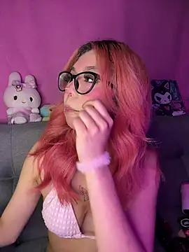 Valen-Foxx1 webcam