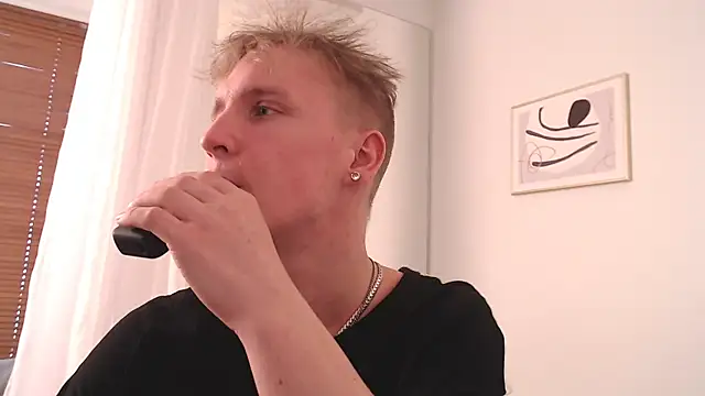 AlexxSweet webcam