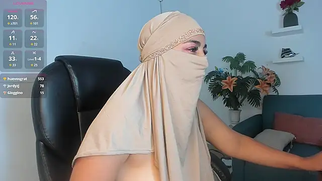 ailinn_sahara (F young) - slap boobs