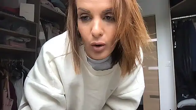 AmyStone__ webcam