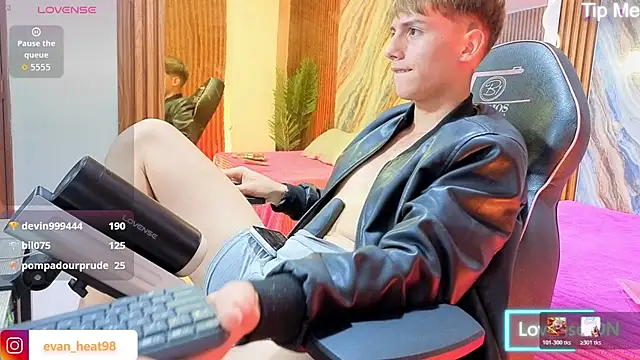 EVAN_TAY webcam