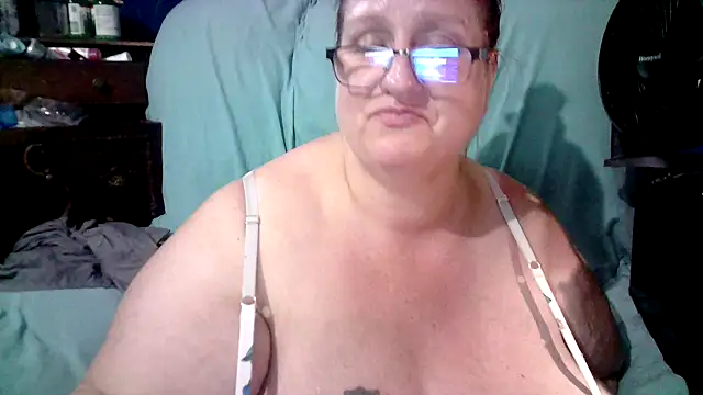 jade-belle webcam