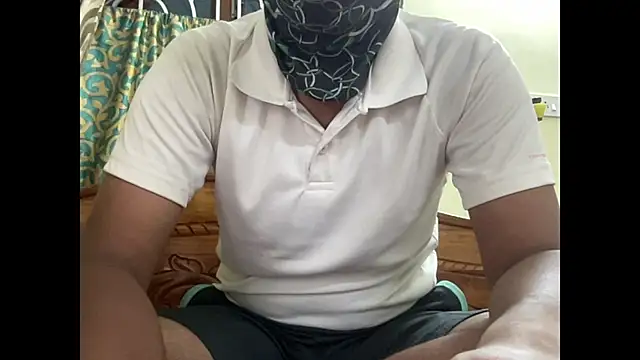 Slave_Aryan webcam