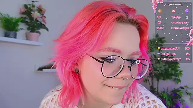 Waifu_Ketrin webcam