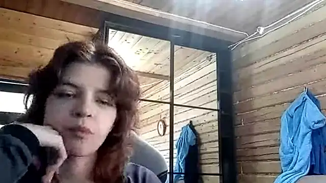LowkeyIndigo webcam
